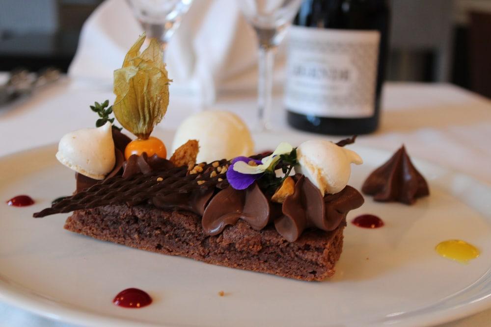 Hotel Du Cheval Blanc - Paris Marne La Vallee 4*
