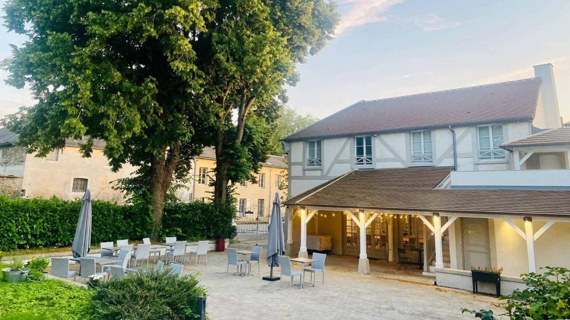 Du Cheval Blanc - Paris Marne La Vallee 4* Disneyland Paris