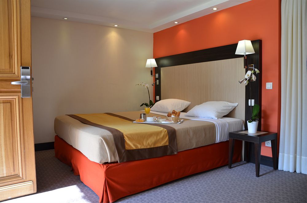 Hotel Du Cheval Blanc - Paris Marne La Vallee Disneyland Paris